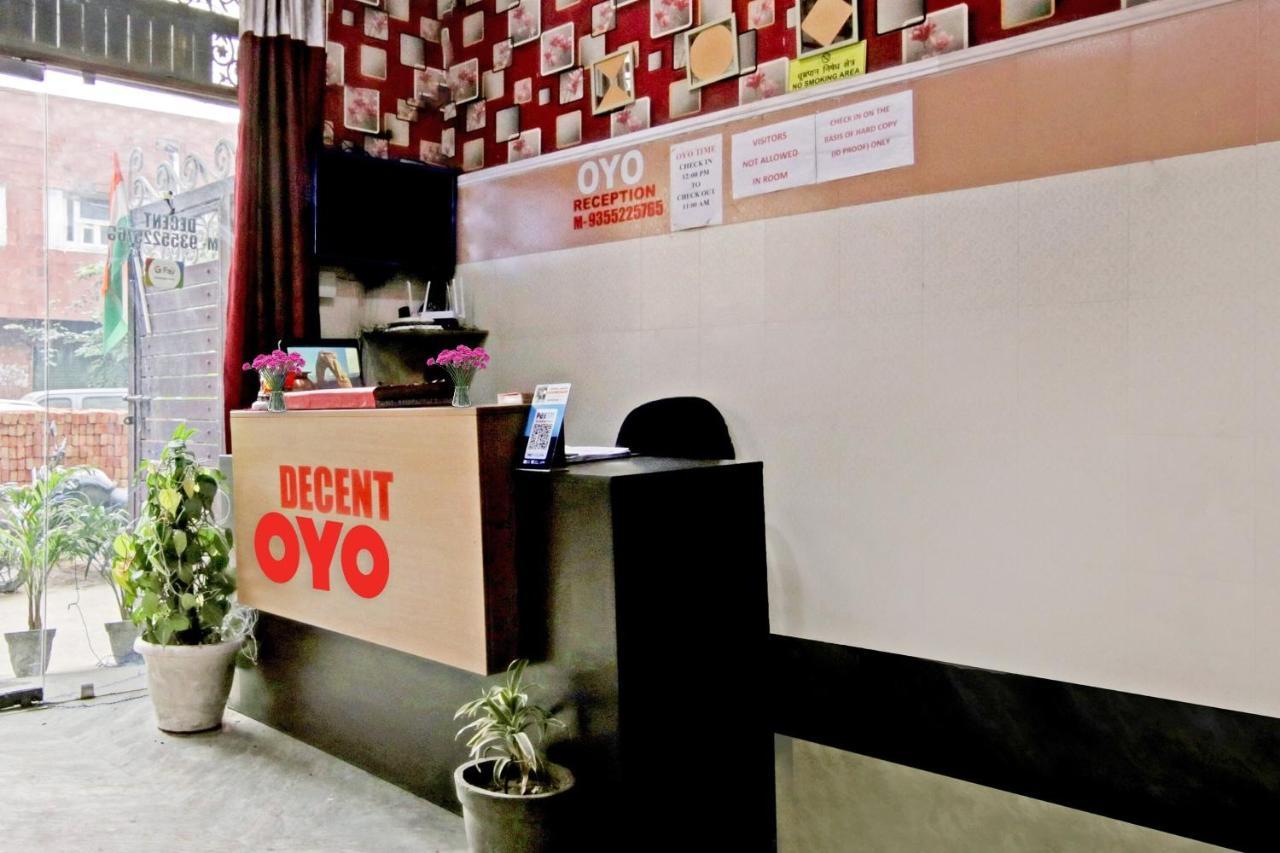 Flagship Hotel Decent Stay Near Pvr Vikaspuri Delhi Нью-Дели Экстерьер фото